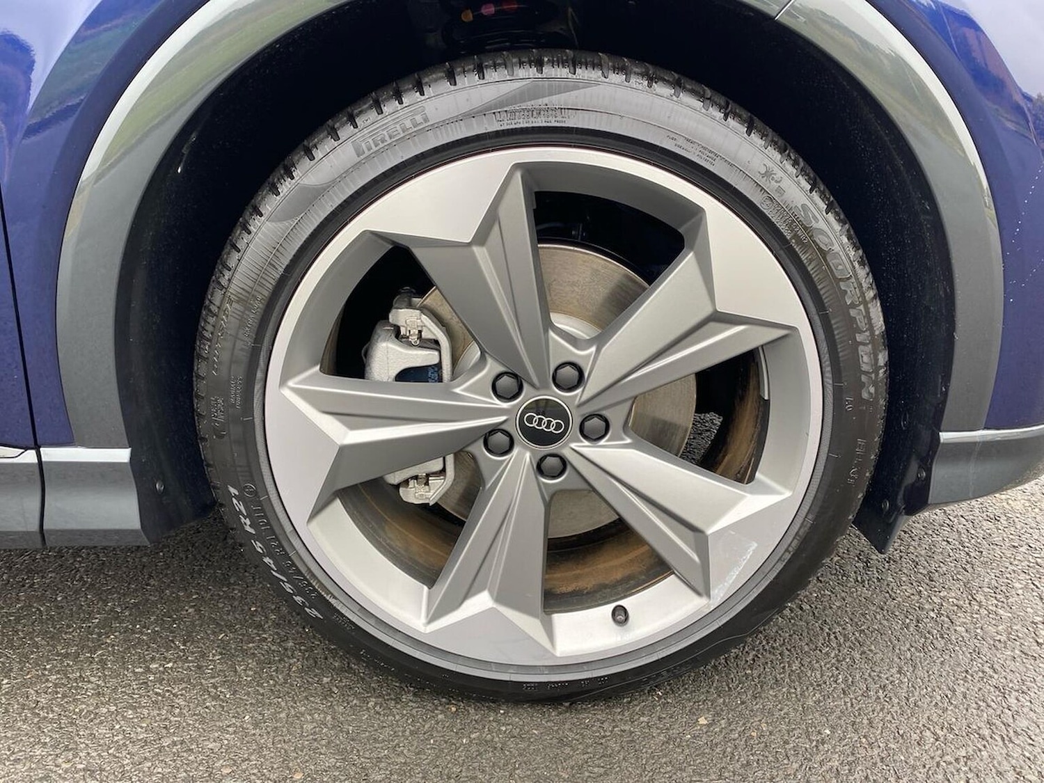 Used Audi Q4 e-tron 2025 for sale - 76699374: Photo 6