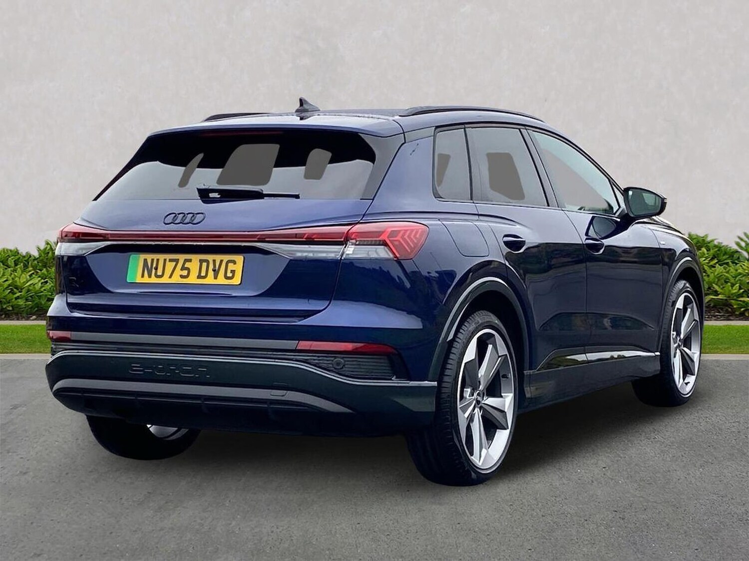 Used Audi Q4 e-tron 2025 for sale - 77603700: Photo 18