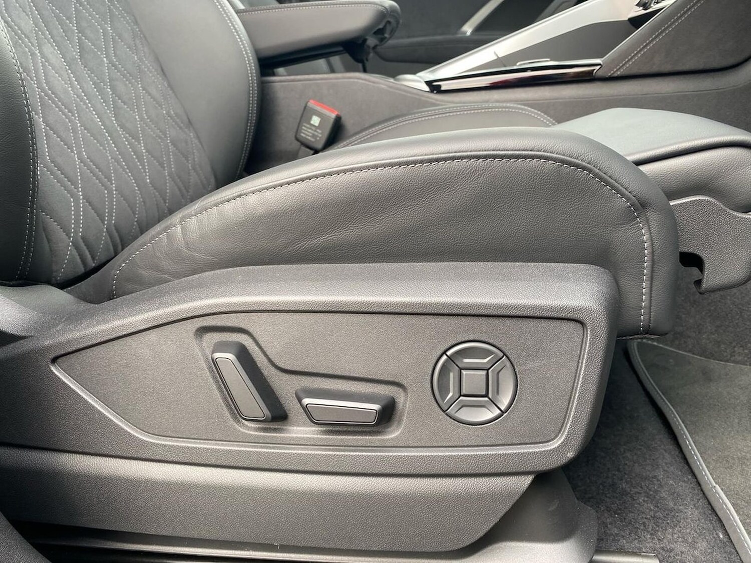 Used Audi Q5 2025 for sale - 78193103: Photo 32