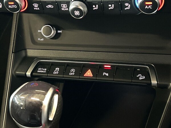 Used Audi Q3 2023 for sale - 76149554: Photo 22