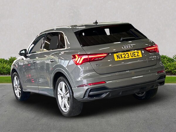 Used Audi Q3 2023 for sale - 76149554: Photo 2