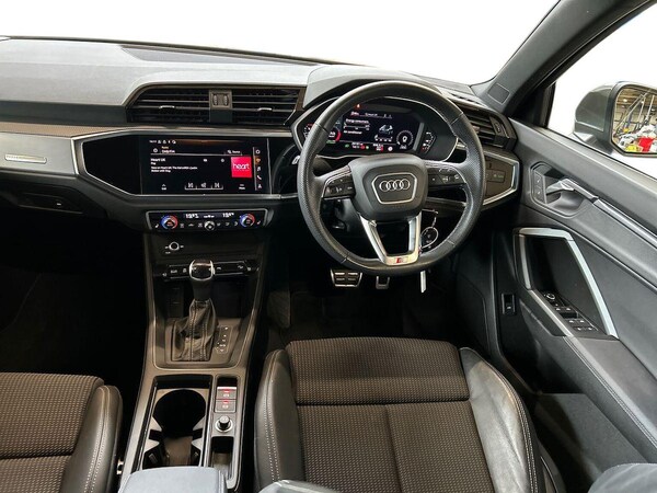 Used Audi Q3 2023 for sale - 76149554: Photo 9