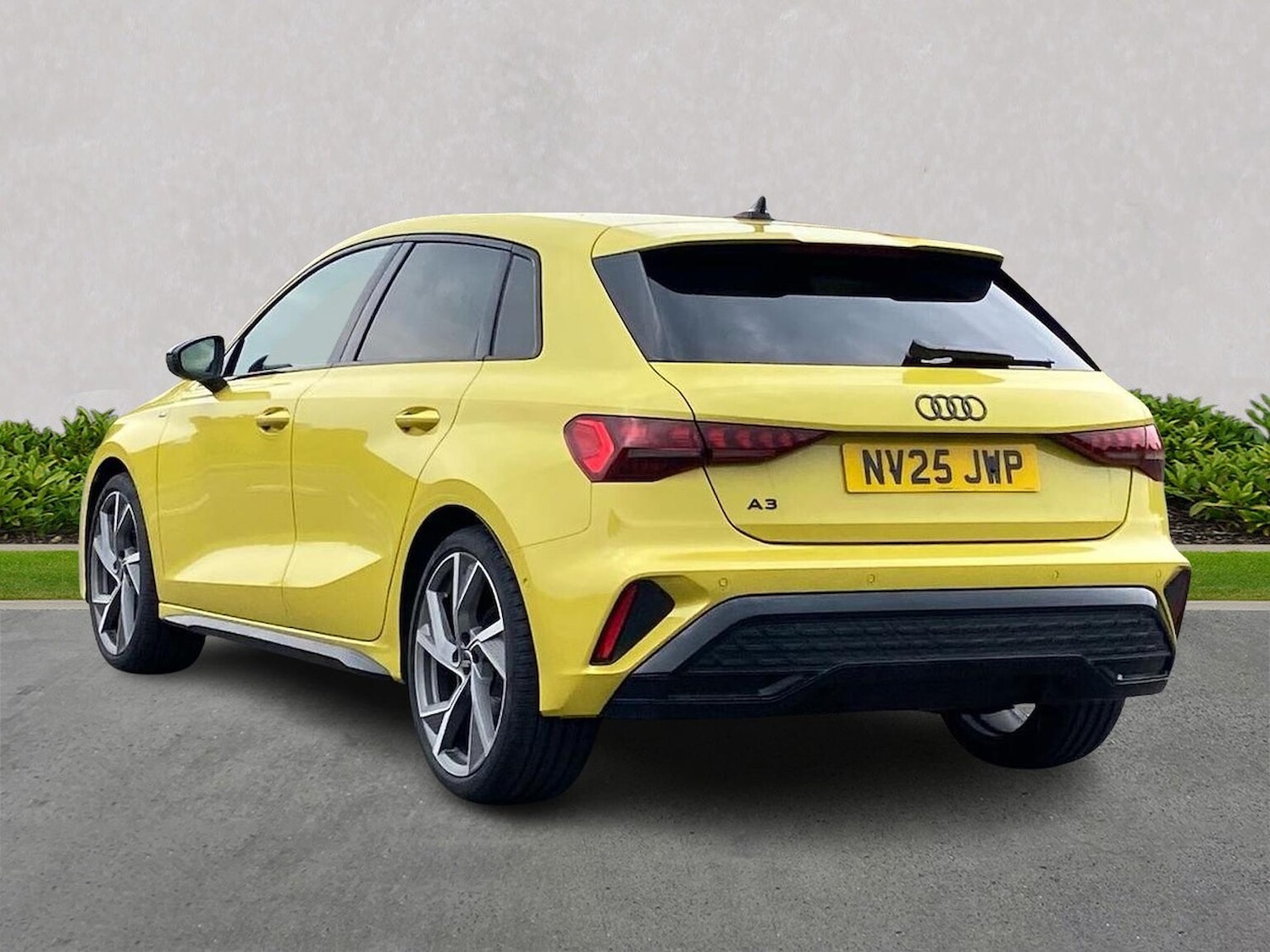 Used Audi A3 2025 for sale - 76681728: Photo 2