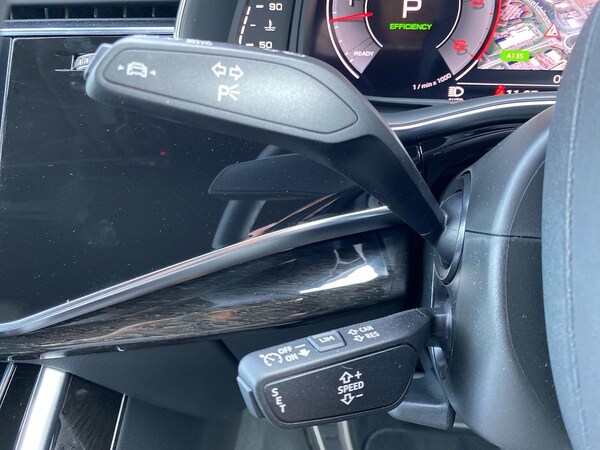 Used Audi Q8 2025 for sale - 76114283: Photo 29