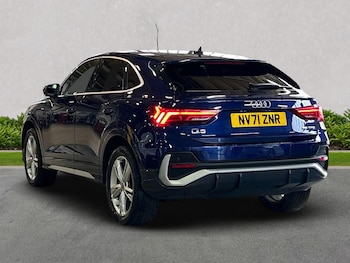 Used Audi Q3 2021 for sale - 76149535: Photo 2