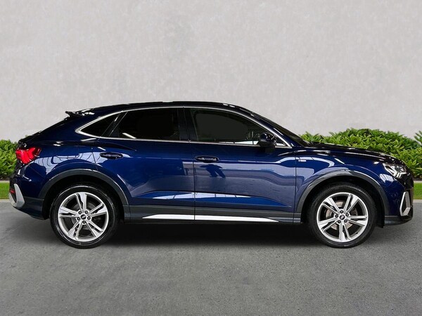 Used Audi Q3 2021 for sale - 76149535: Photo 3