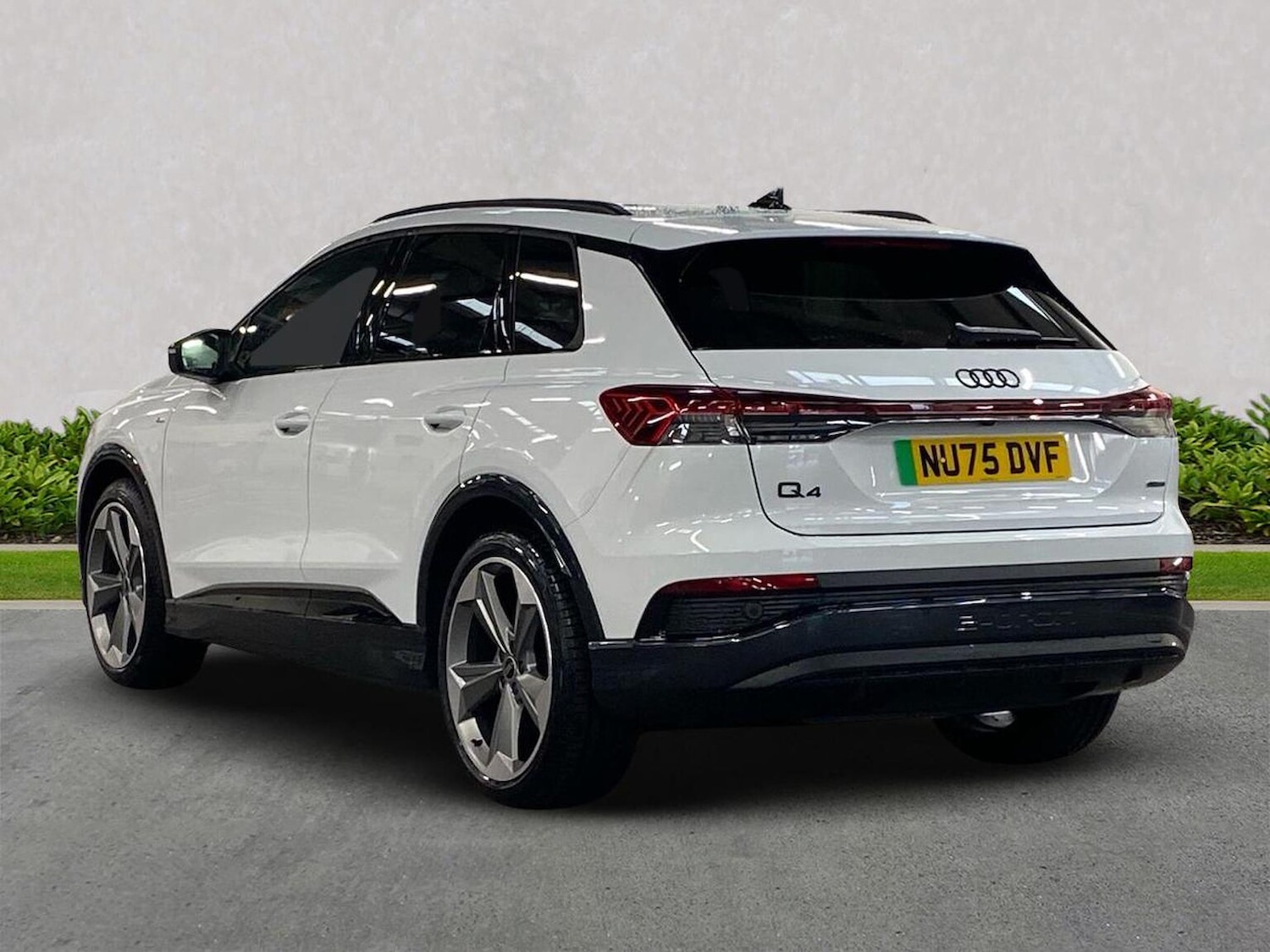 Used Audi Q4 e-tron 2025 for sale - 76699379: Photo 2