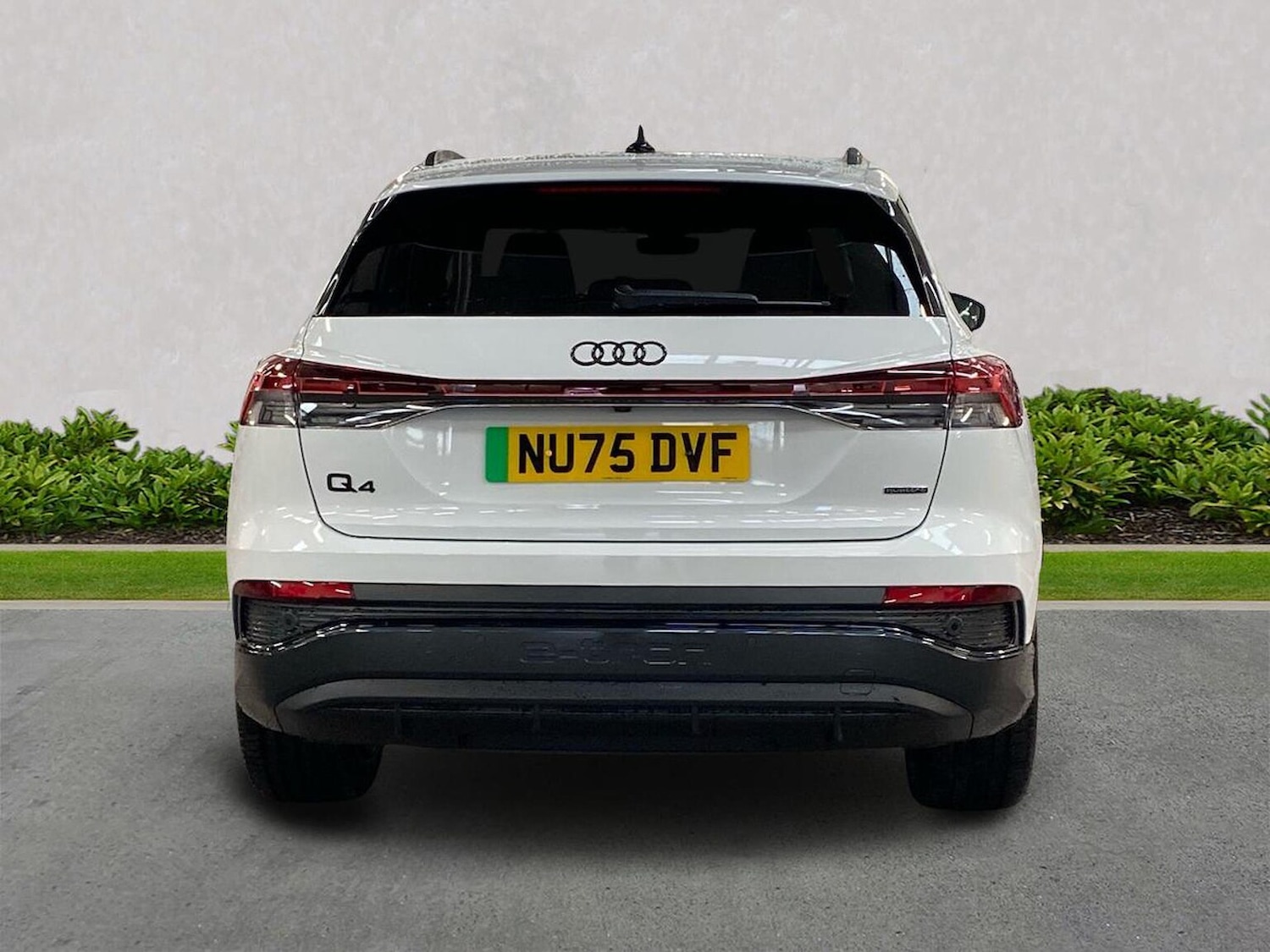 Used Audi Q4 e-tron 2025 for sale - 76699379: Photo 4