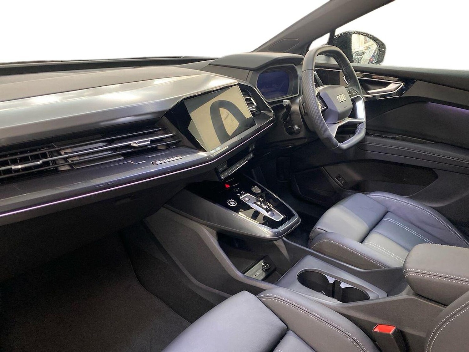 Used Audi Q4 e-tron 2025 for sale - 76699379: Photo 7
