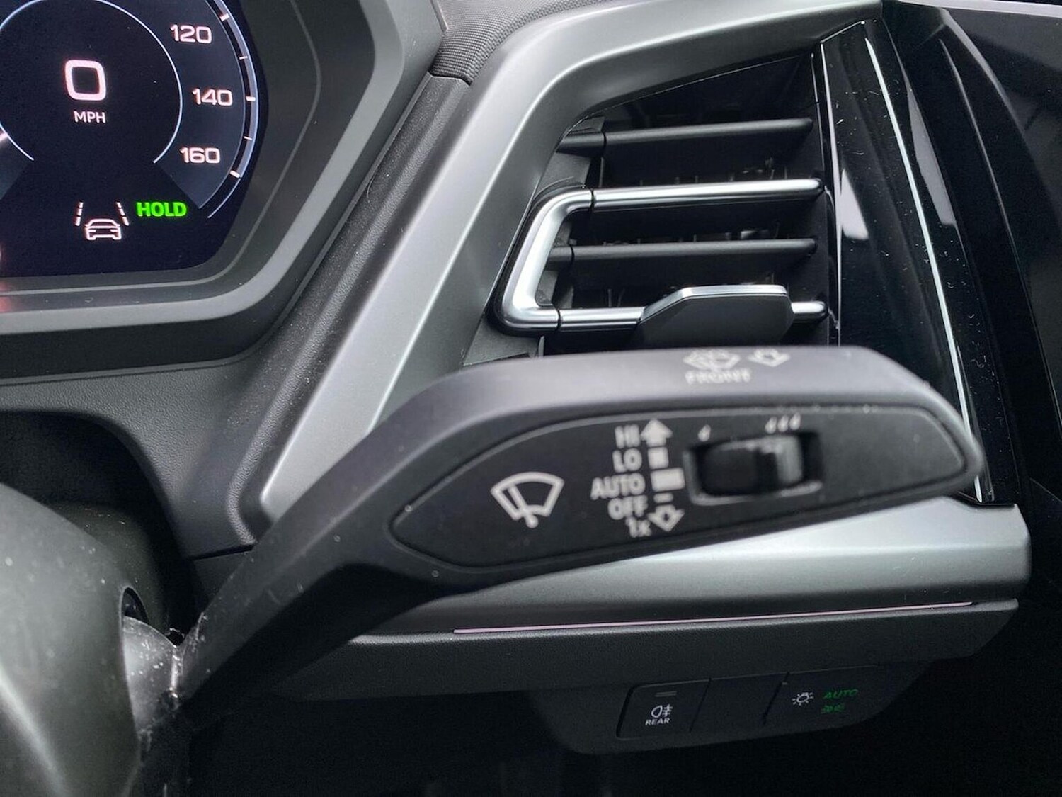 Used Audi Q4 e-tron 2024 for sale - 77789516: Photo 28