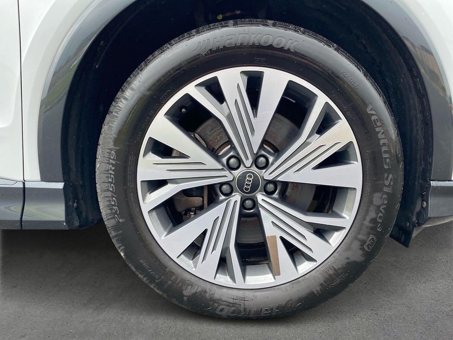 Used Audi Q4 e-tron 2024 for sale - 77789516: Photo 6