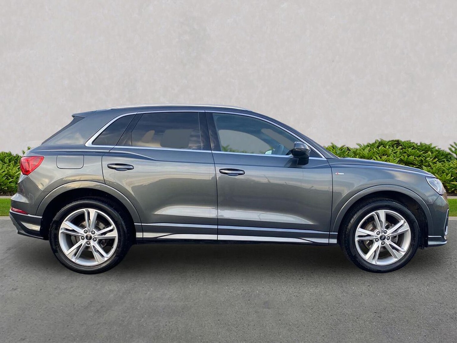 Used Audi Q3 2024 for sale - 77745133: Photo 3