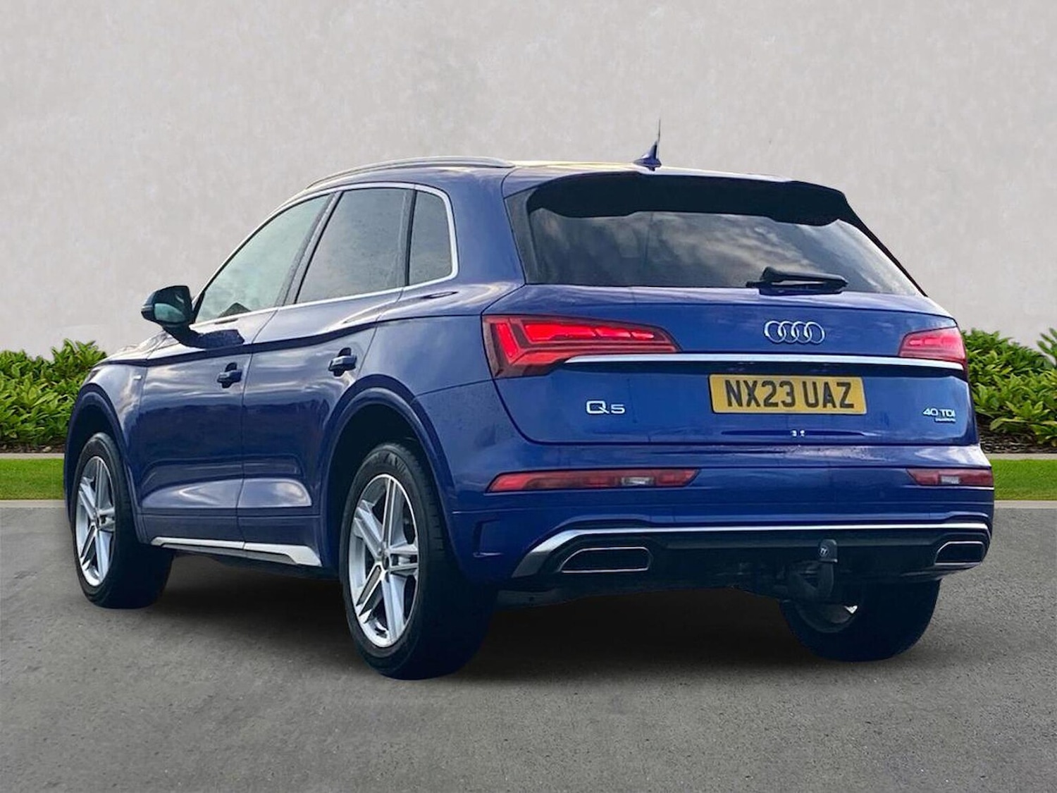 Used Audi Q5 2023 for sale - 76830721: Photo 2