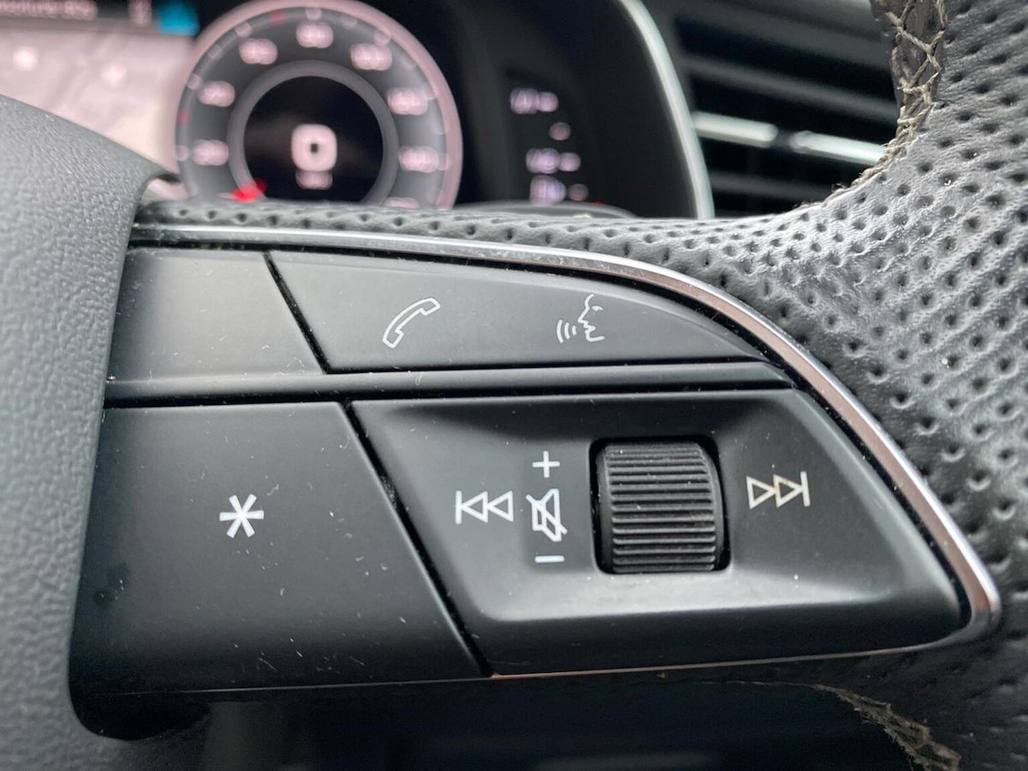 Used Audi Q7 2021 for sale - 77065797: Photo 28