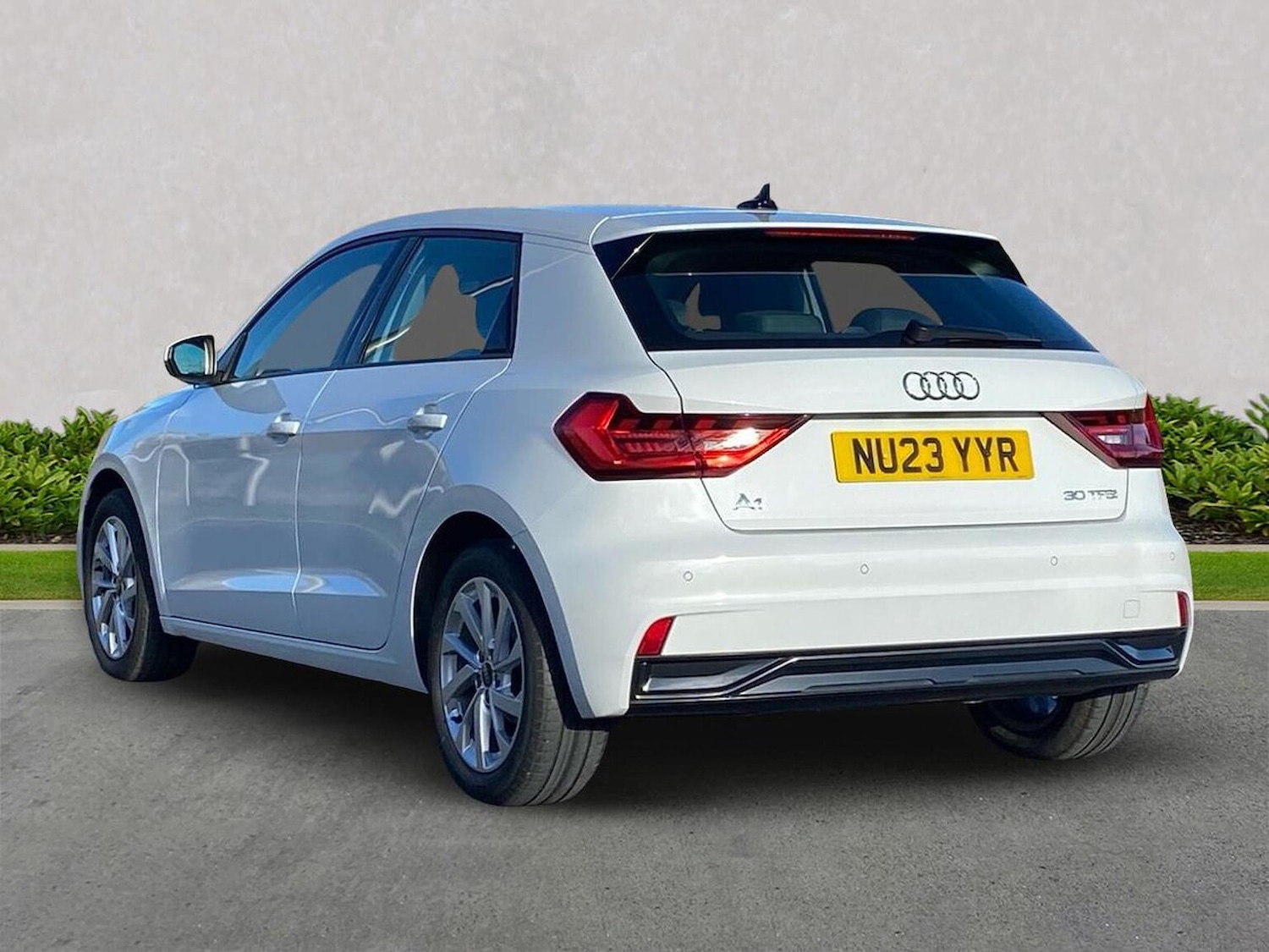 Used Audi A1 2023 for sale - 76396886: Photo 2