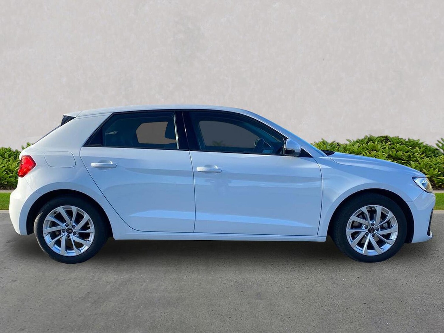 Used Audi A1 2023 for sale - 76396886: Photo 3