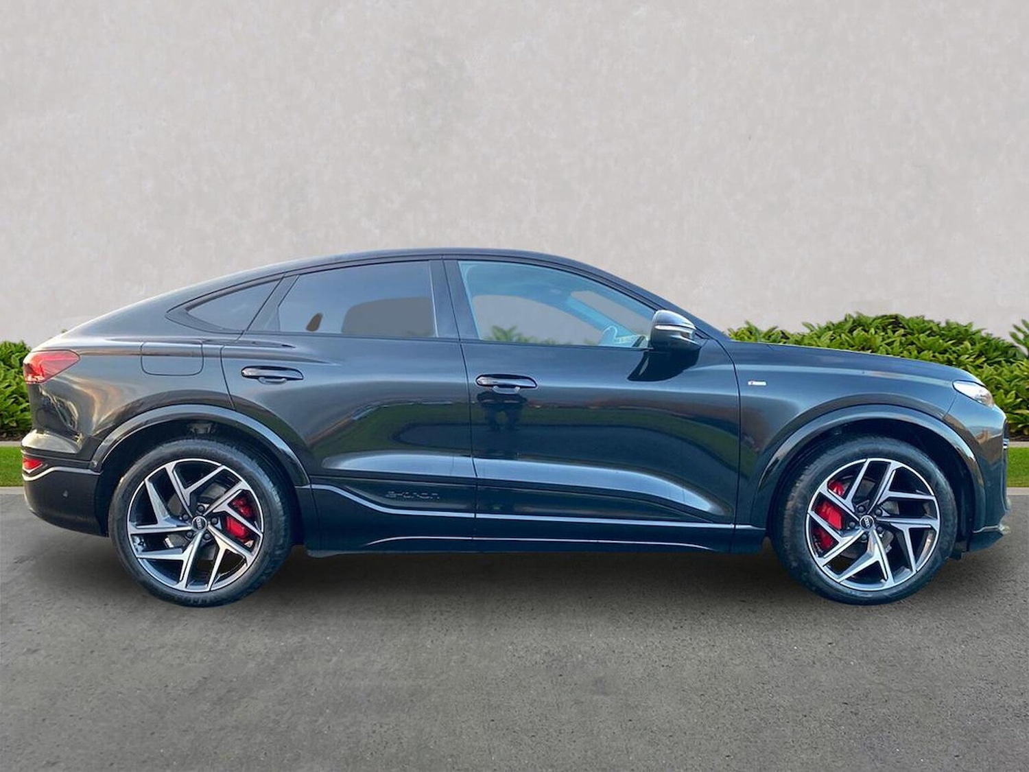 Used Audi Q6 e-tron 2026 for sale - 77781556: Photo 3