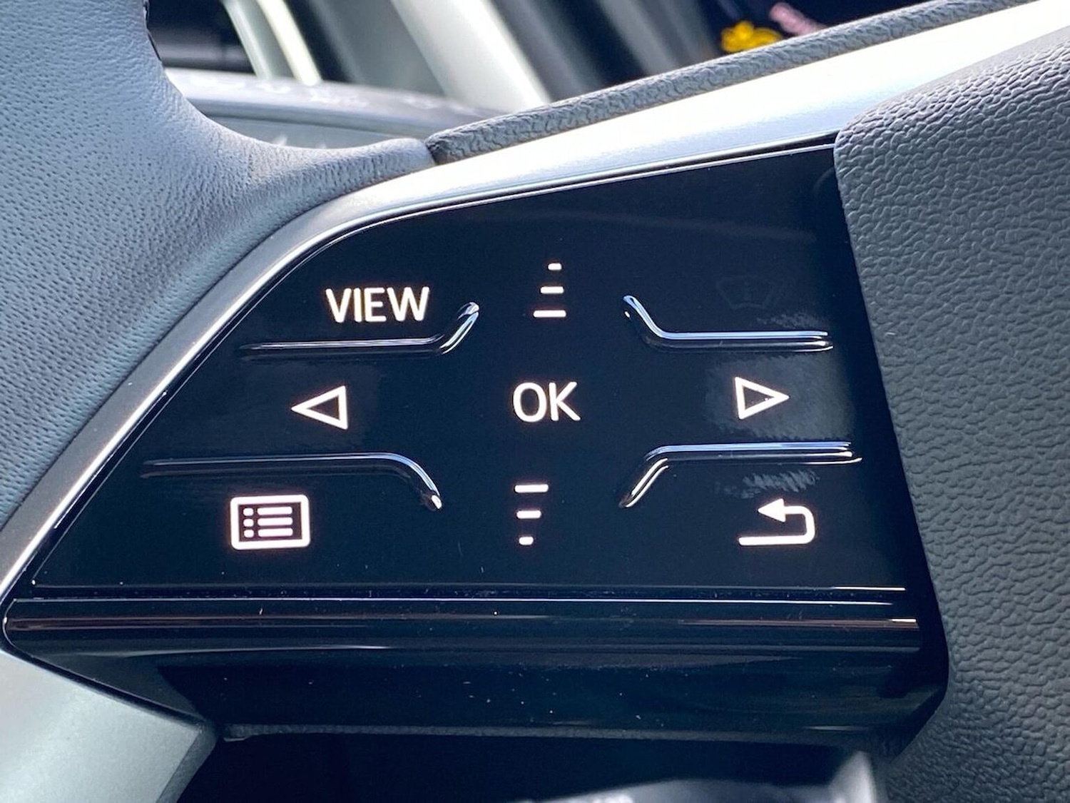 Used Audi Q4 e-tron 2025 for sale - 76165094: Photo 27