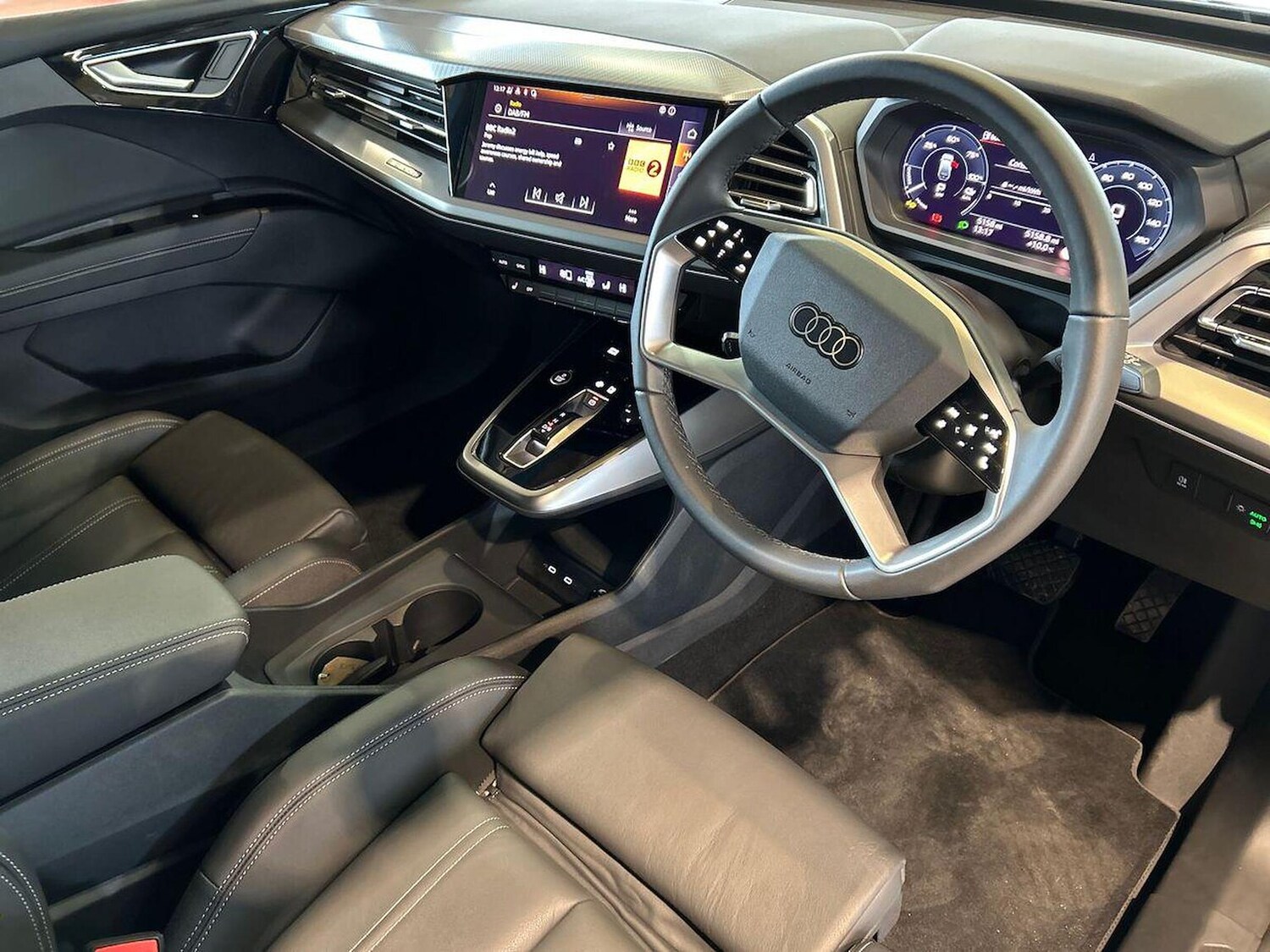 Used Audi Q4 e-tron 2025 for sale - 78192992: Photo 17