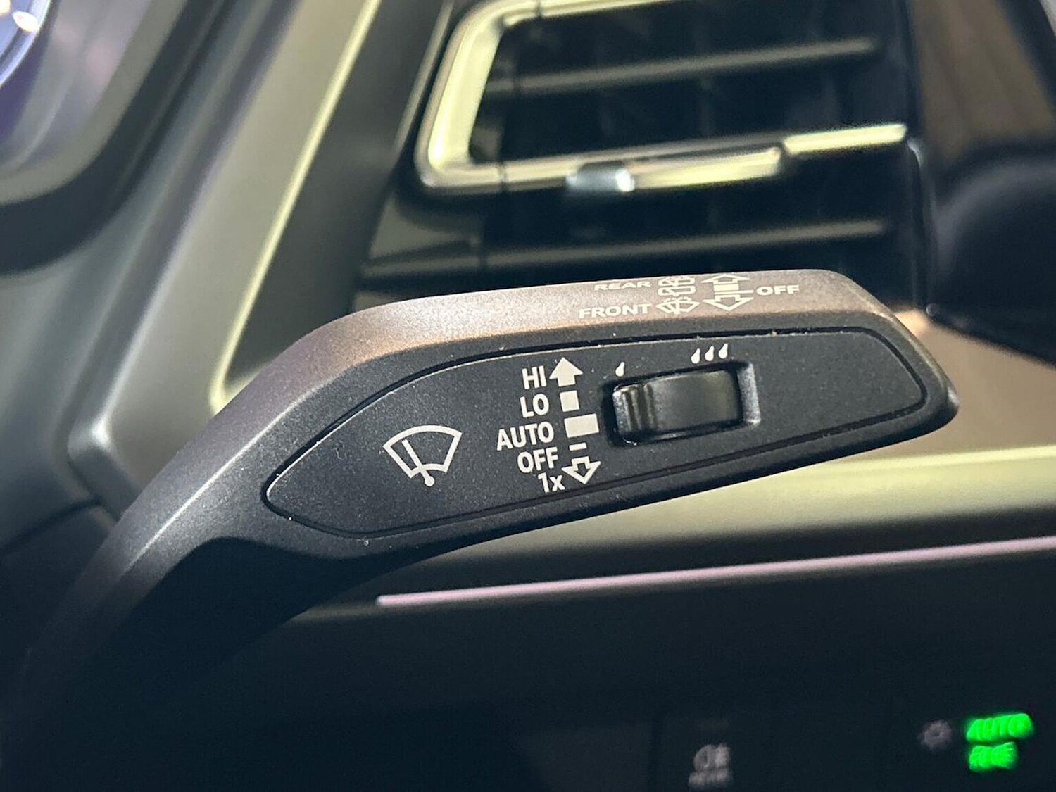 Used Audi Q4 e-tron 2025 for sale - 78192992: Photo 30