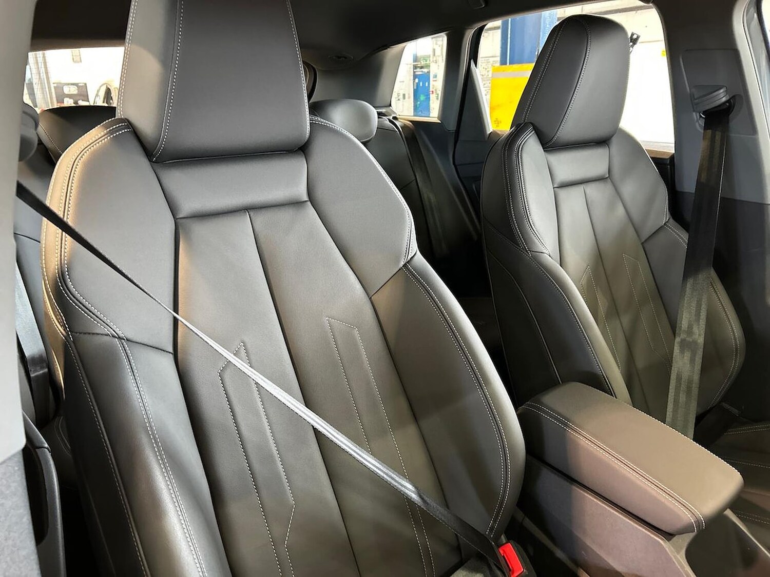 Used Audi Q4 e-tron 2025 for sale - 78192992: Photo 32