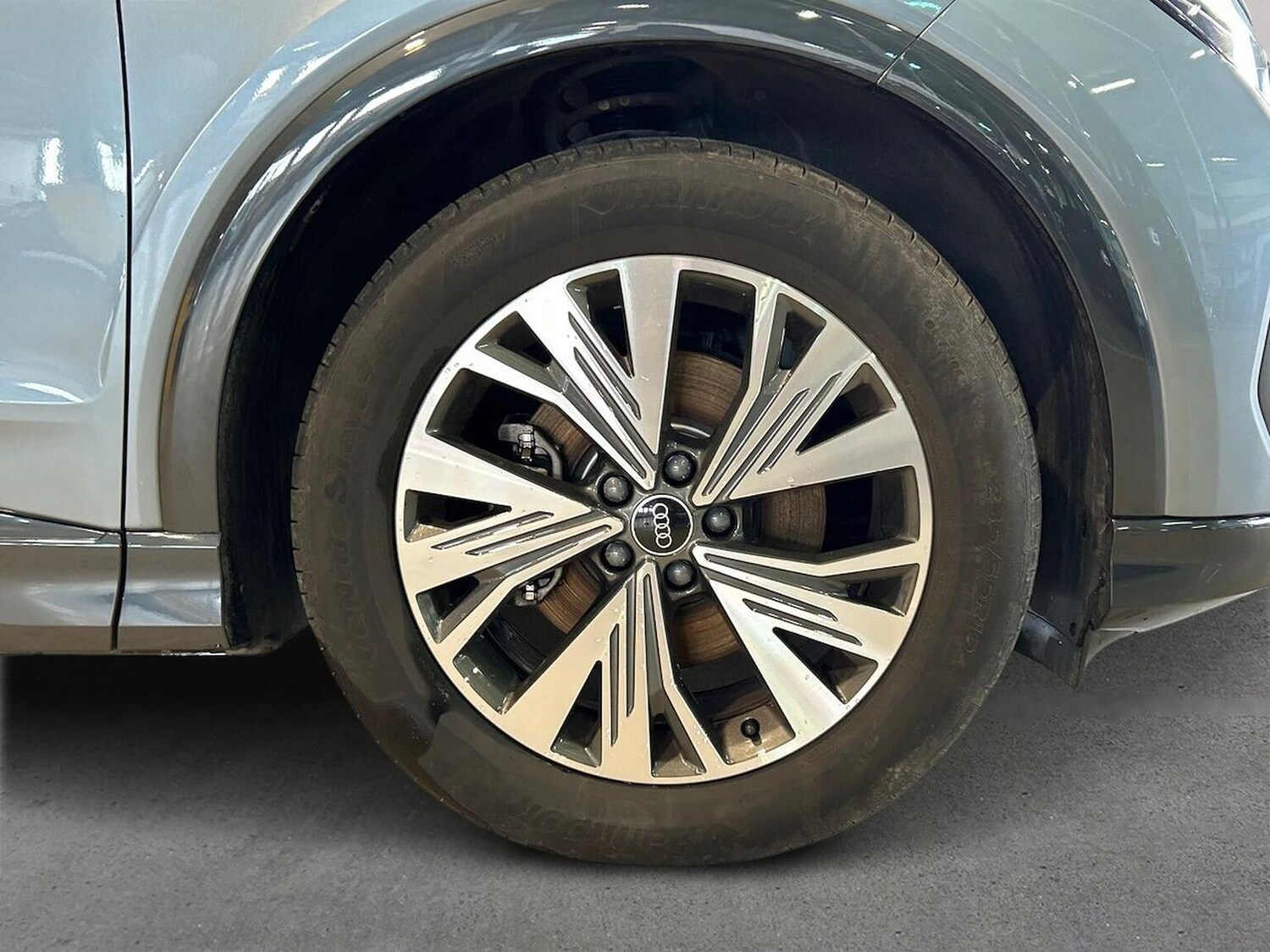 Used Audi Q4 e-tron 2025 for sale - 78192992: Photo 8