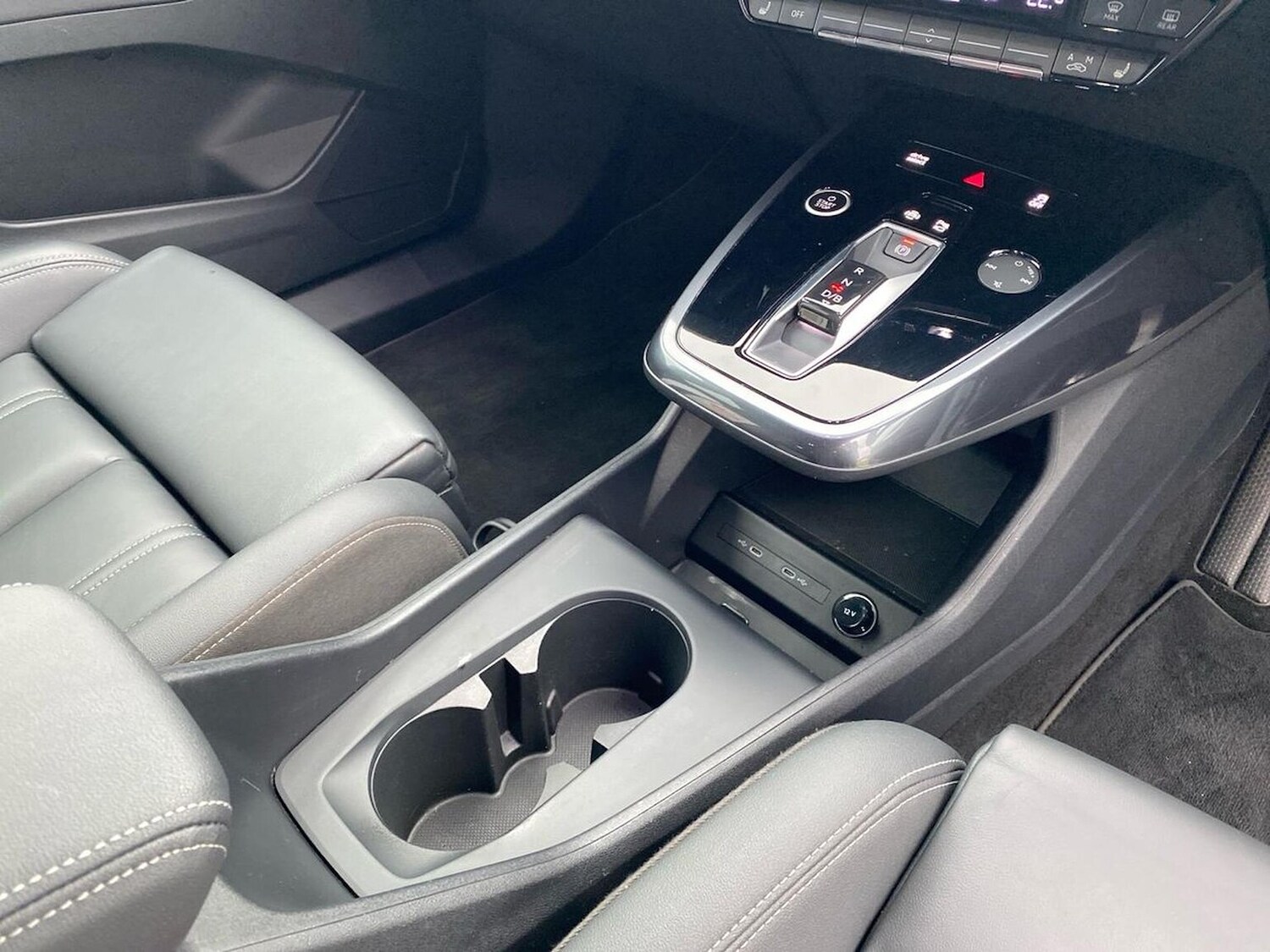 Used Audi Q4 e-tron 2024 for sale - 78193074: Photo 15