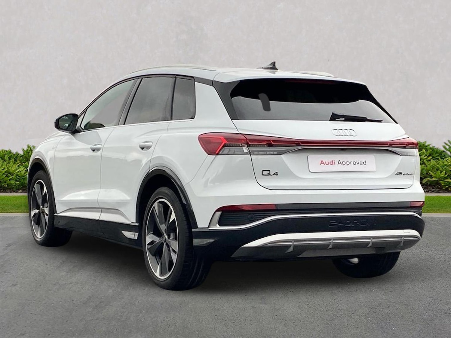 Used Audi Q4 e-tron 2024 for sale - 78193074: Photo 2