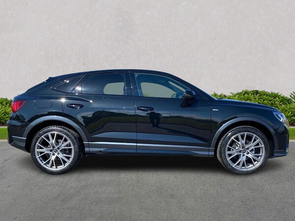 Used Audi Q3 2025 for sale - 75731002: Photo 3