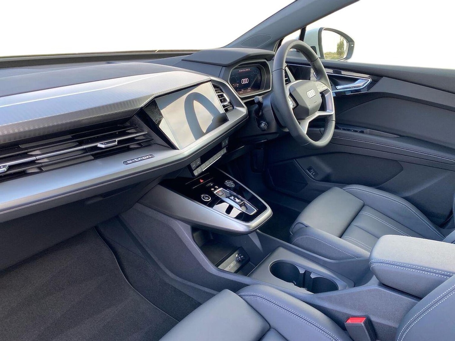 Used Audi Q4 e-tron 2025 for sale - 76699377: Photo 7