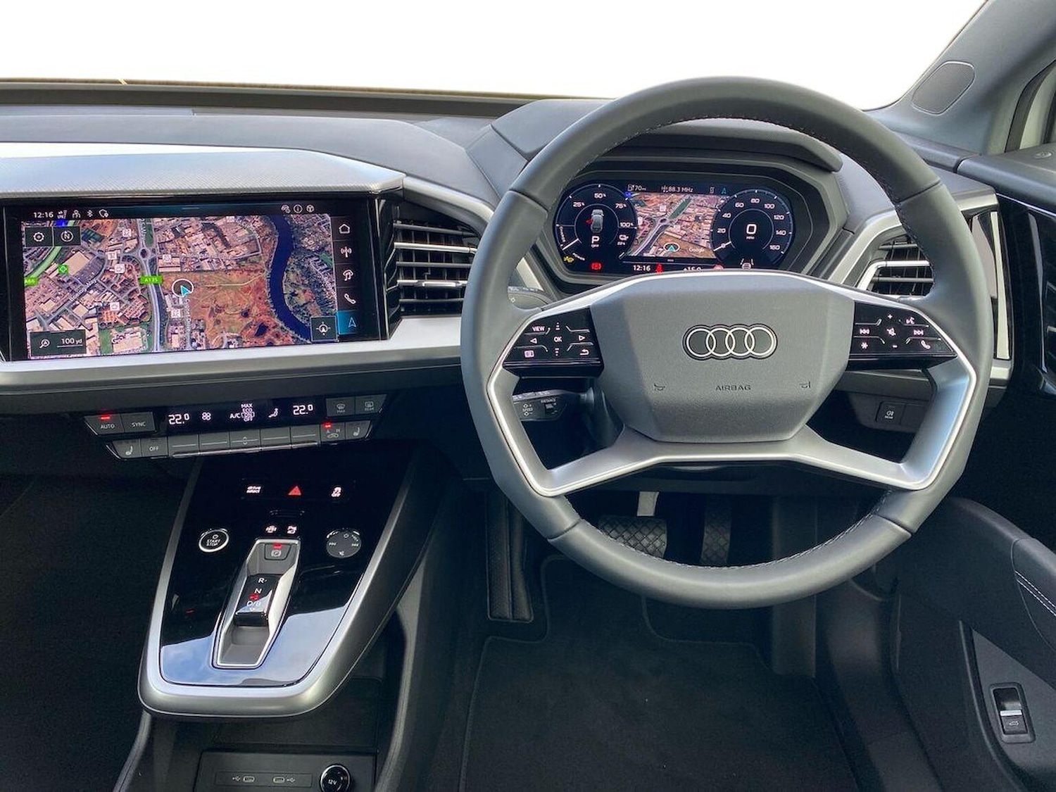 Used Audi Q4 e-tron 2025 for sale - 76699377: Photo 9