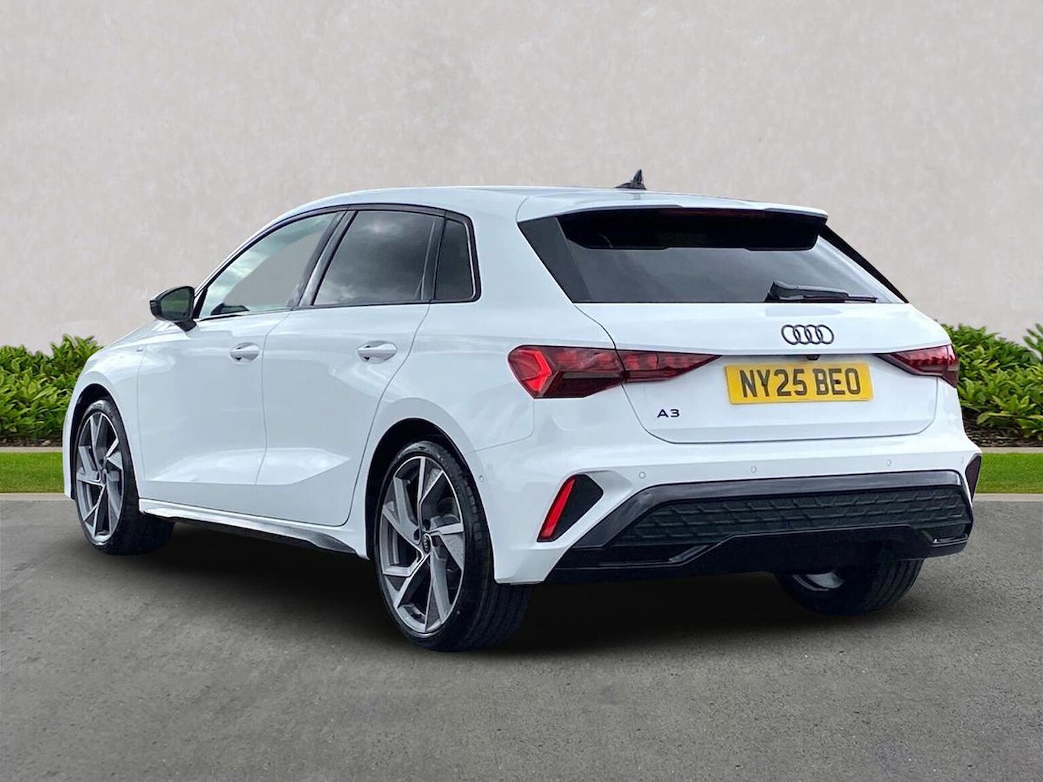 Used Audi A3 2025 for sale - 76114284: Photo 2