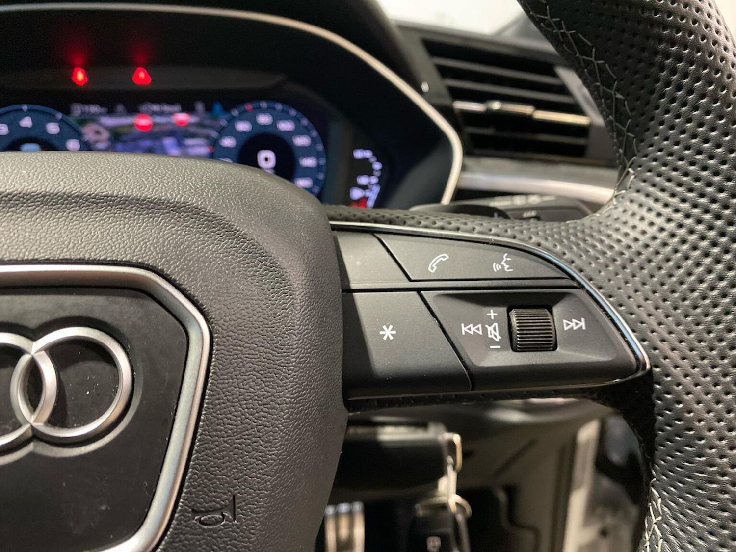 Used Audi Q3 2024 for sale - 77676309: Photo 26