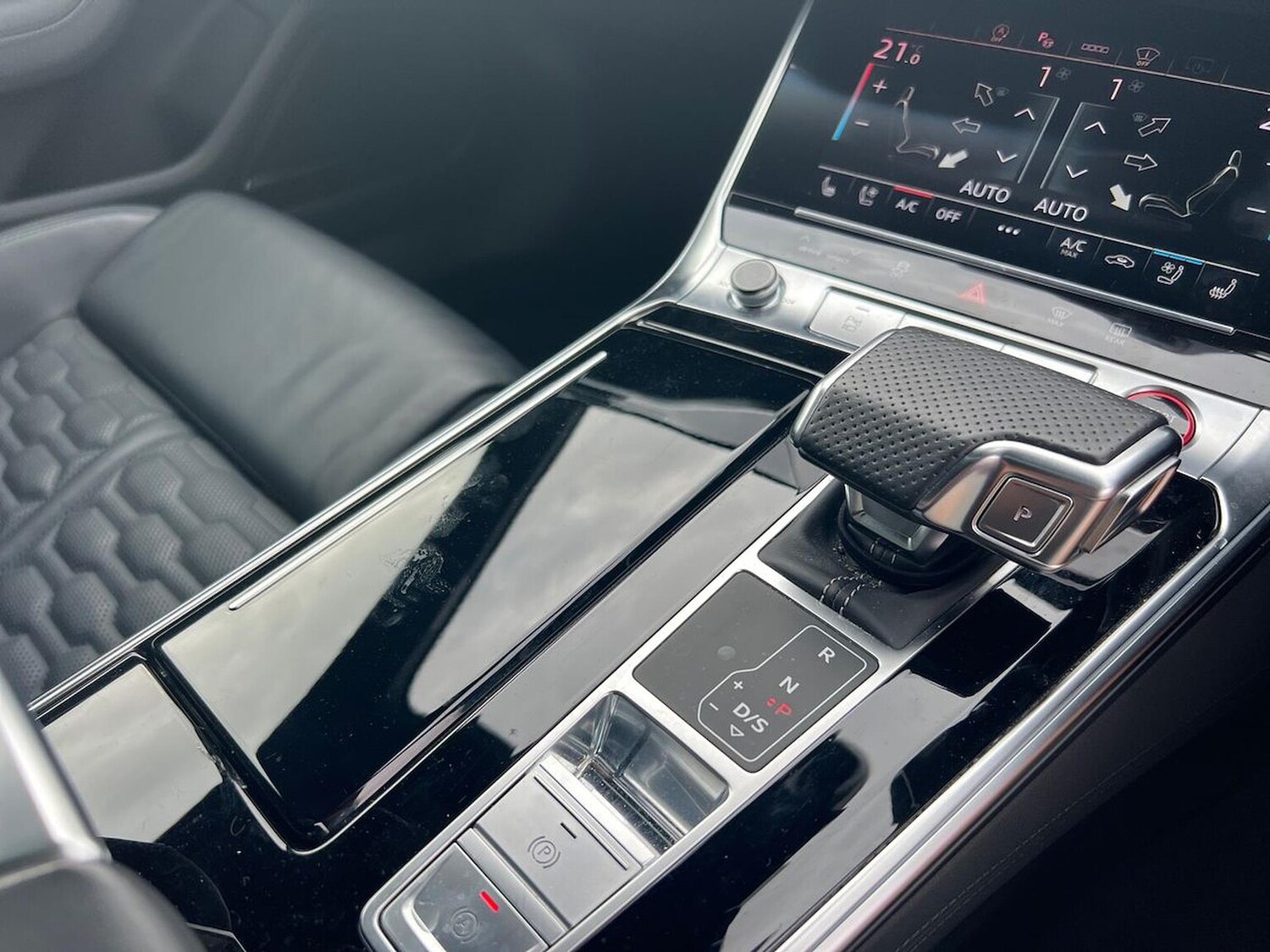 Used Audi RS6 2021 for sale - 76159490: Photo 13