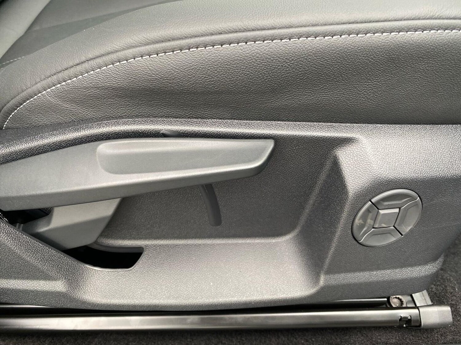 Used Audi Q4 e-tron 2025 for sale - 76749010: Photo 30