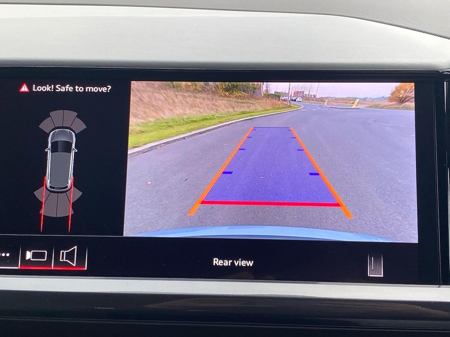 Used Audi Q4 e-tron 2025 for sale - 77012414: Photo 25