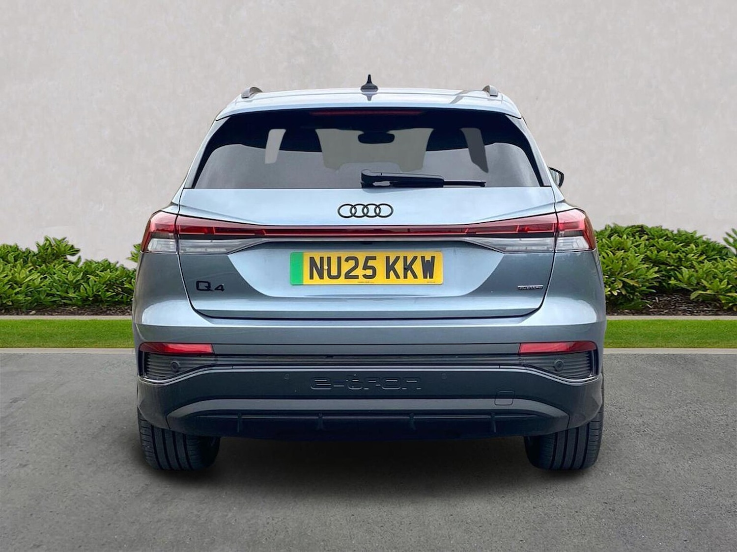 Used Audi Q4 e-tron 2025 for sale - 77012414: Photo 6