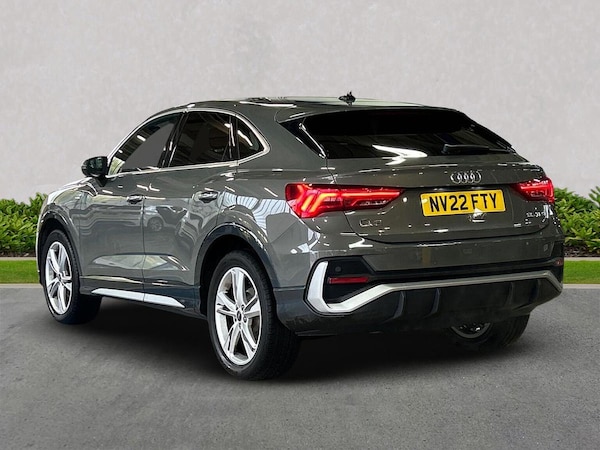 Used Audi Q3 2022 for sale - 76149529: Photo 2