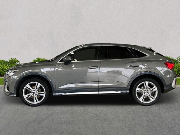 Used Audi Q3 2022 for sale - 76149529: Photo 3