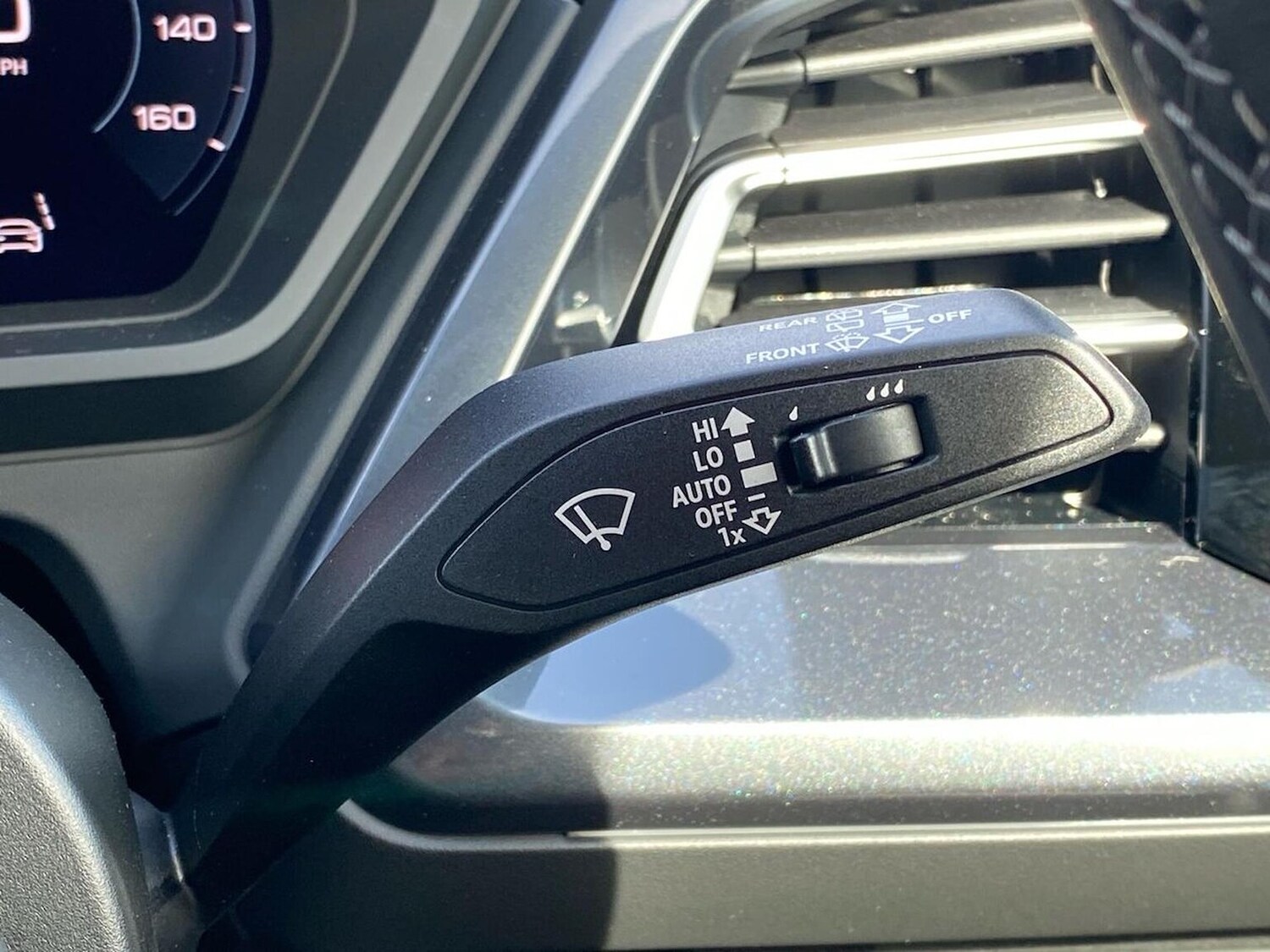 Used Audi Q4 e-tron 2025 for sale - 76599381: Photo 28