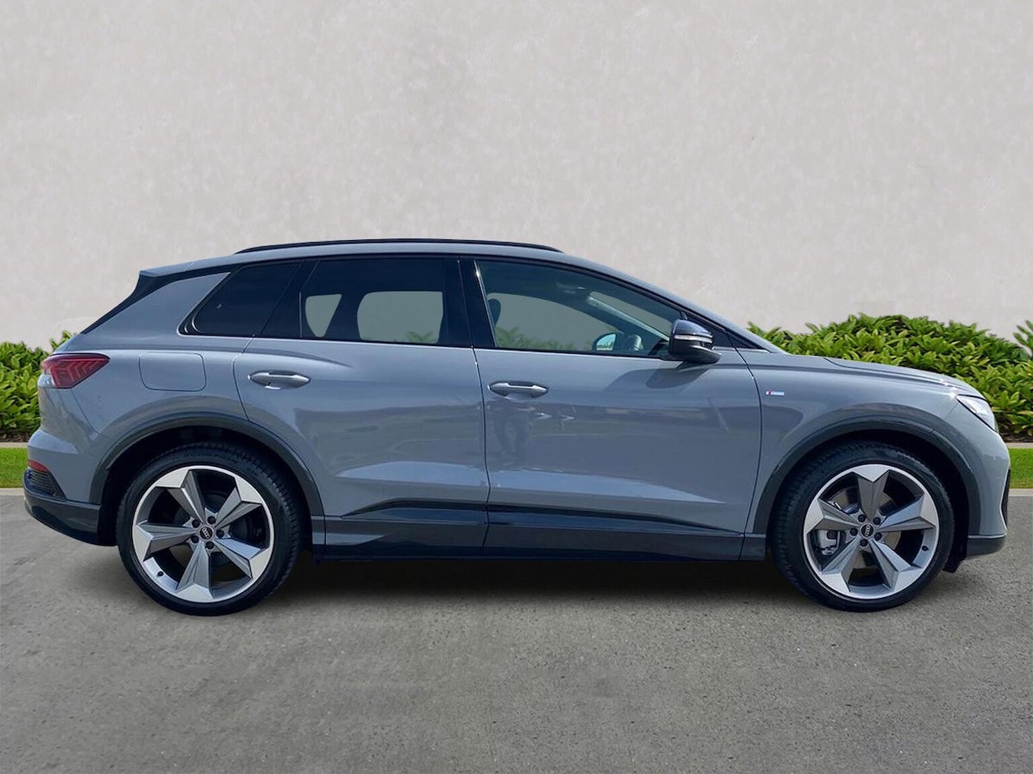 Used Audi Q4 e-tron 2025 for sale - 76599381: Photo 3