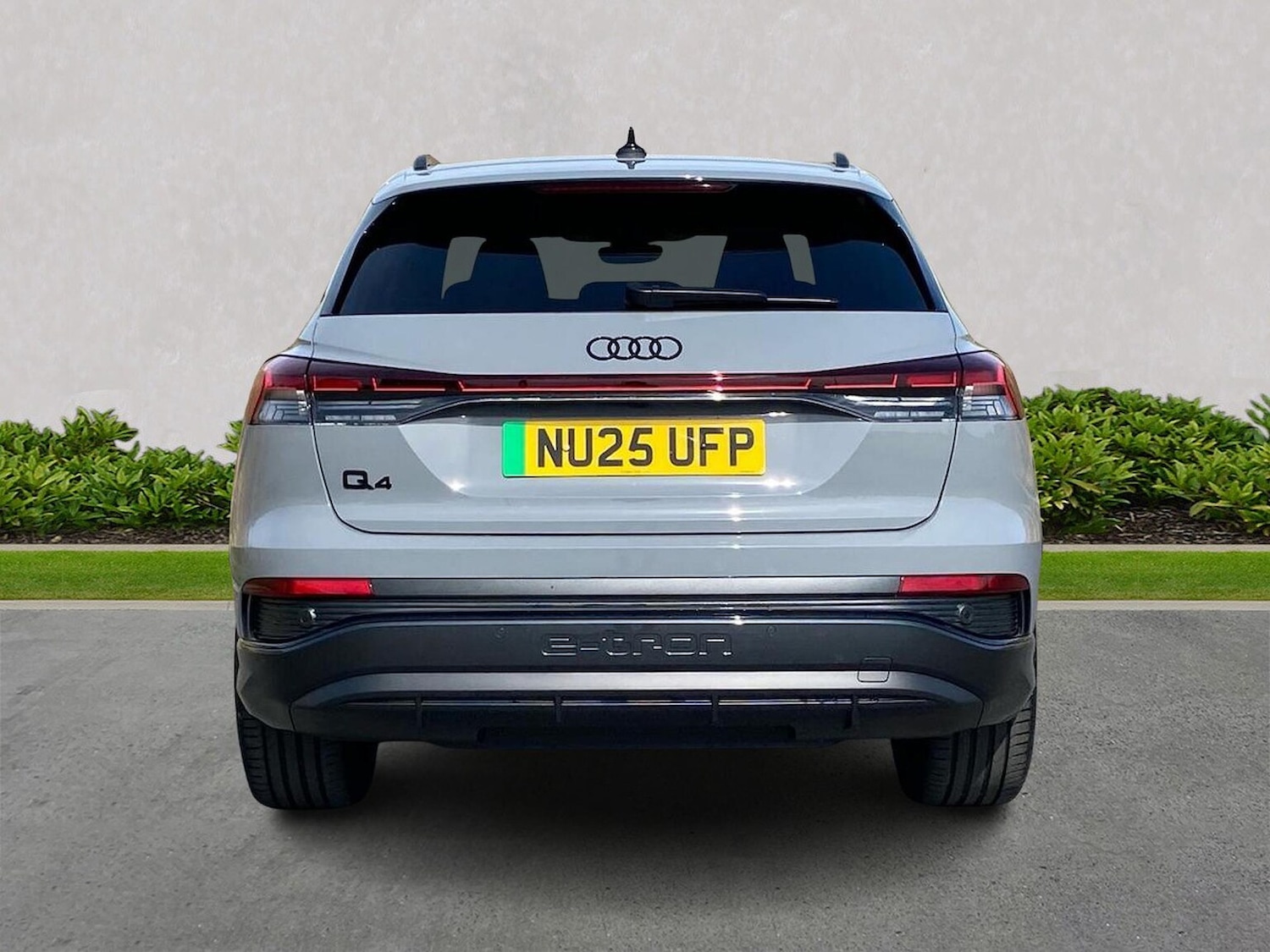 Used Audi Q4 e-tron 2025 for sale - 76599381: Photo 4