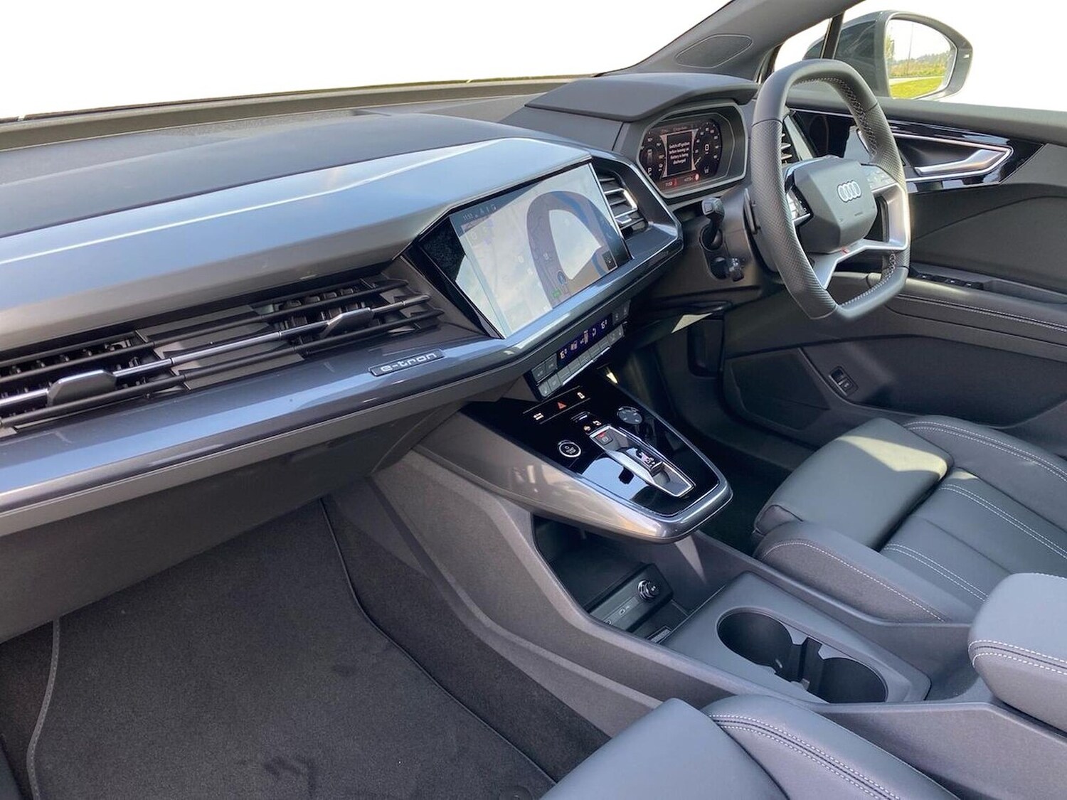 Used Audi Q4 e-tron 2025 for sale - 76599381: Photo 7