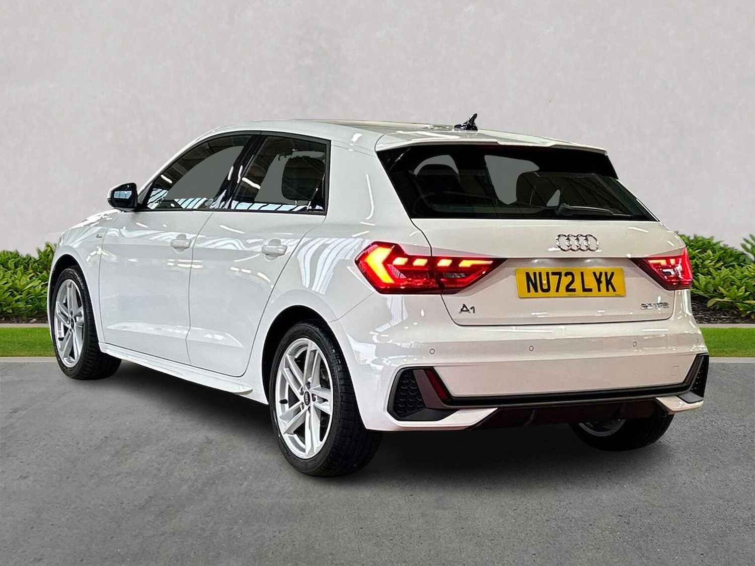 Used Audi A1 2022 for sale - 76142875: Photo 2