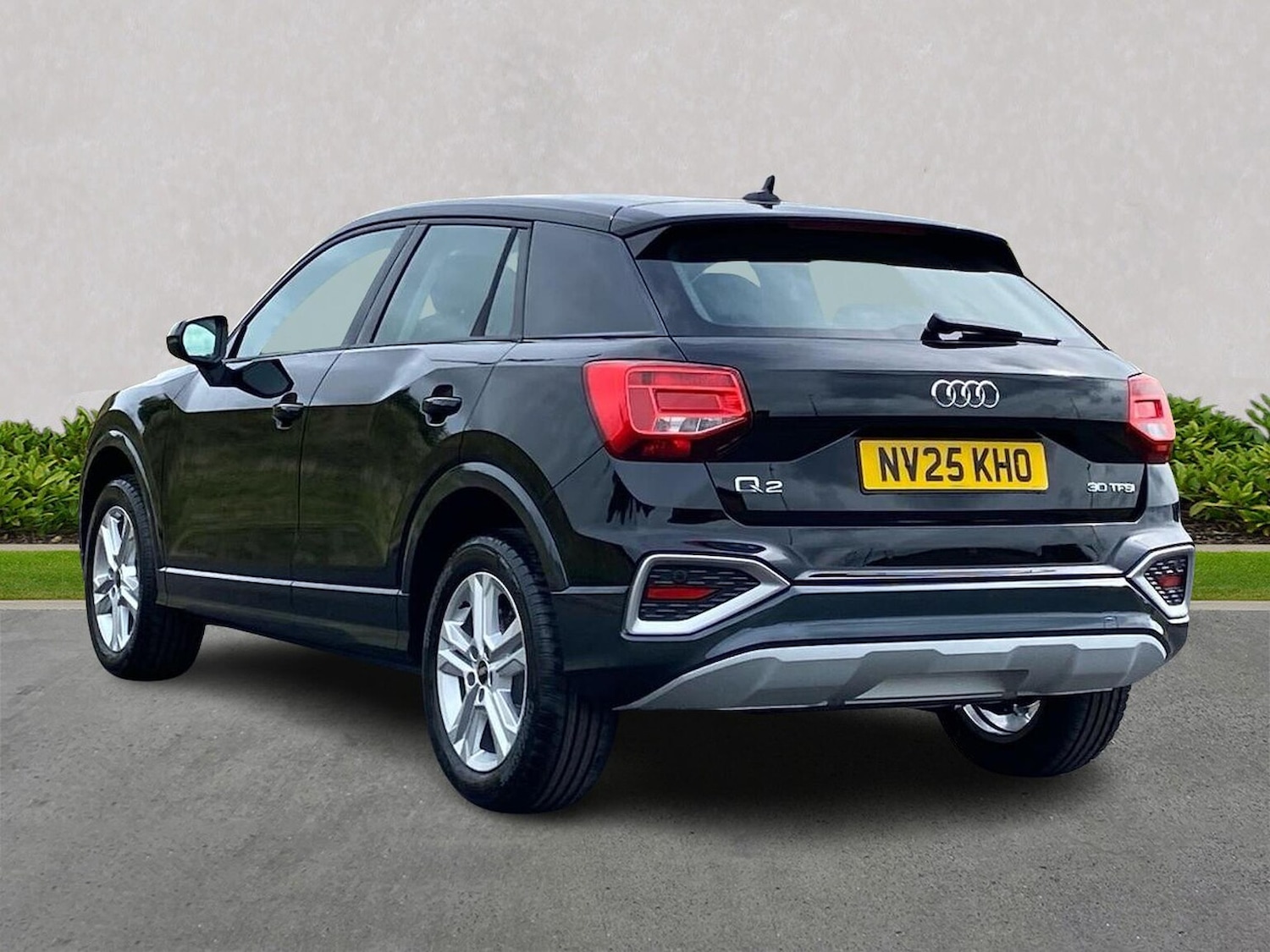 Used Audi Q2 2025 for sale - 76963470: Photo 2