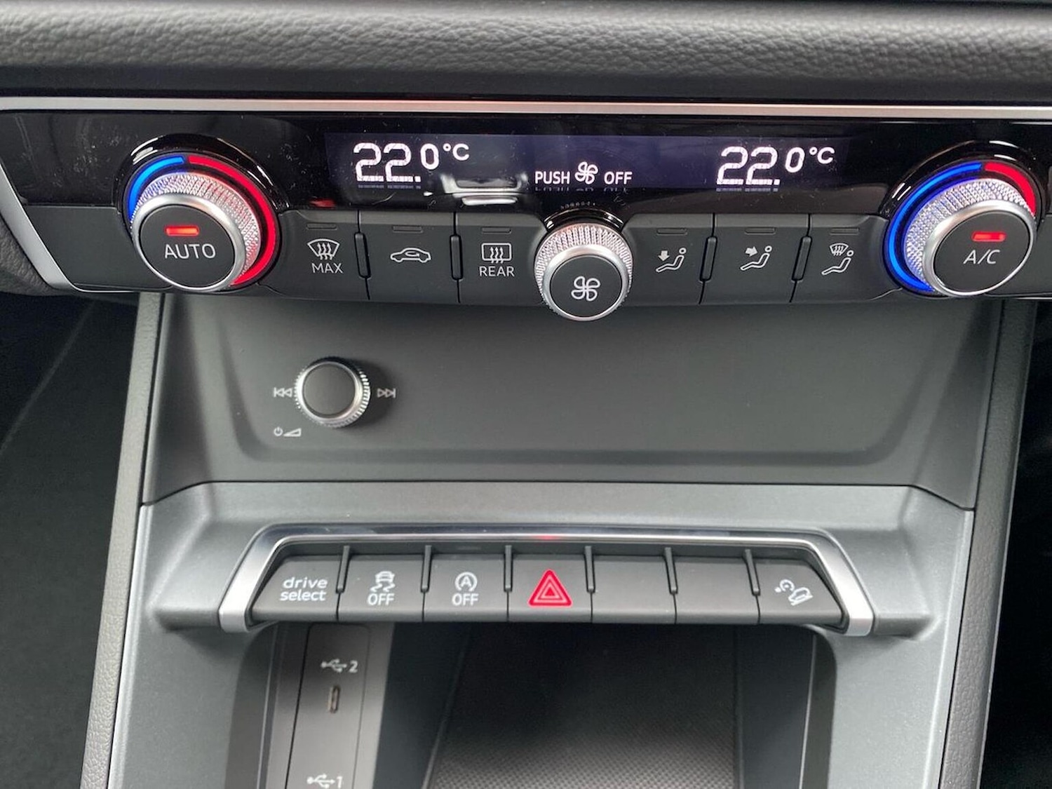 Used Audi Q3 2025 for sale - 76504931: Photo 12