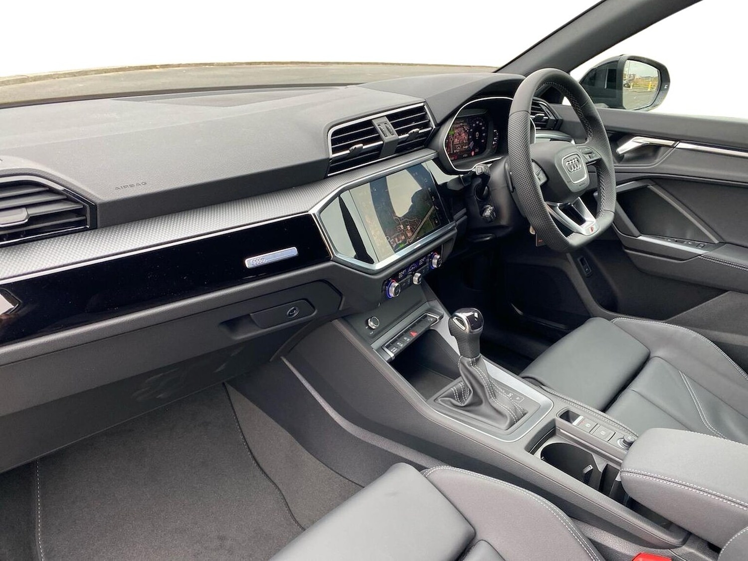 Used Audi Q3 2025 for sale - 76504931: Photo 7