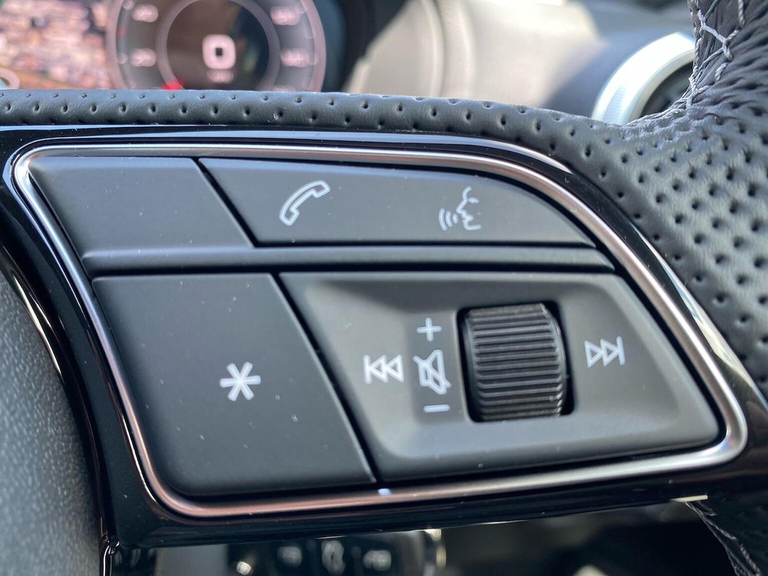 Used Audi Q2 2025 for sale - 77028057: Photo 26