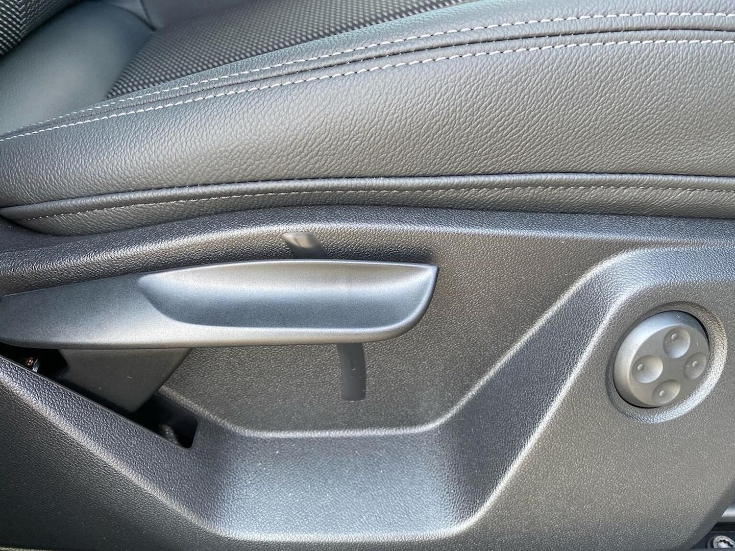 Used Audi Q2 2025 for sale - 77028057: Photo 30