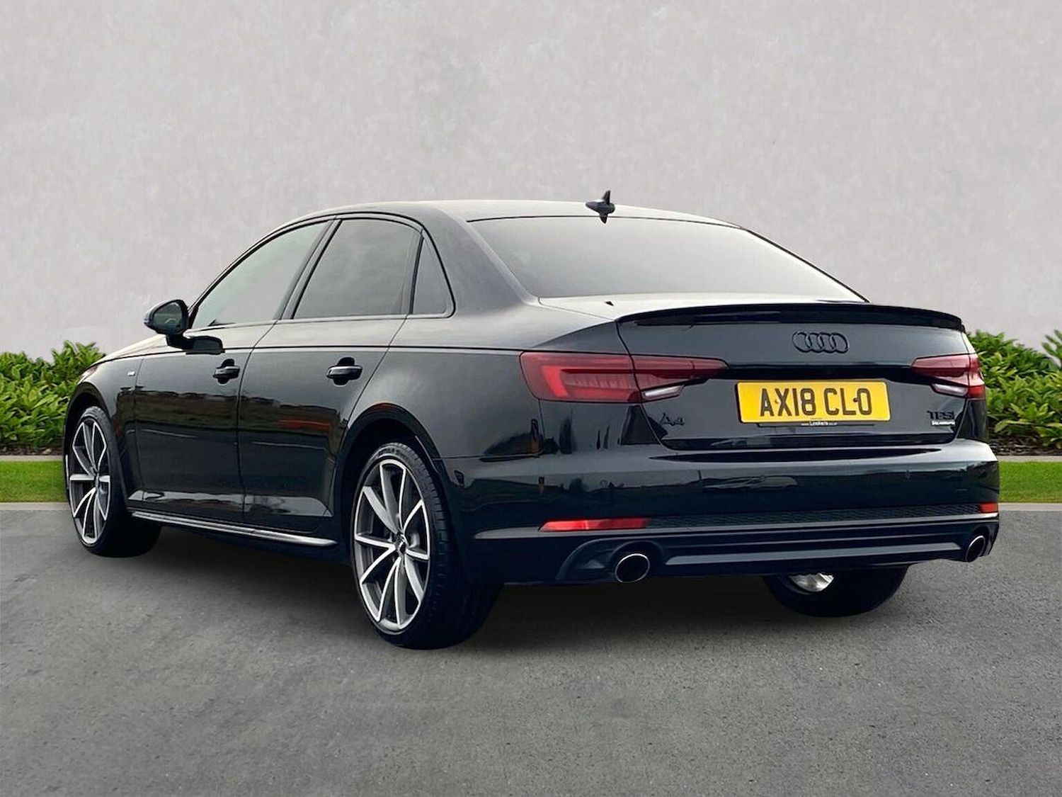 Used Audi A4 2018 for sale - 77846721: Photo 2